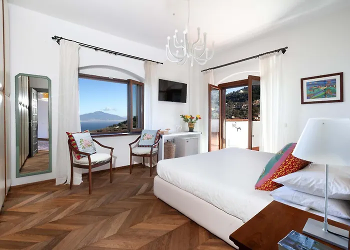 - Florinda Villa
